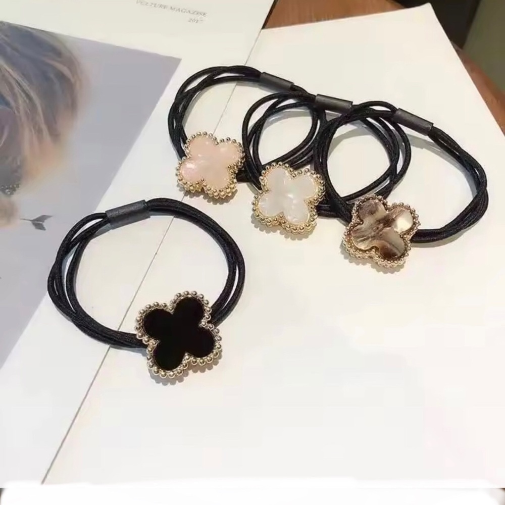4pcs Clover Hair Scrunchies Suitable for Women